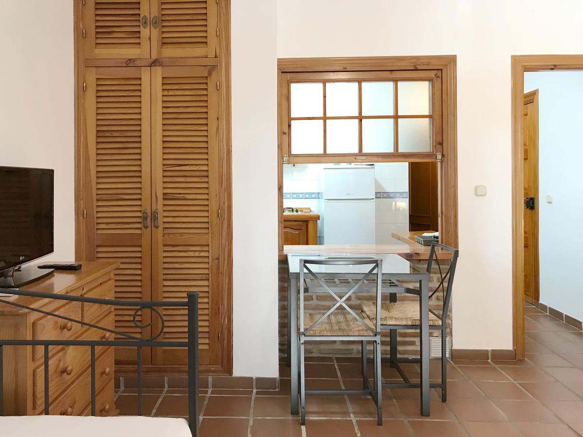 Apartamentos Turisticos La Mundial Malaga Exterior photo